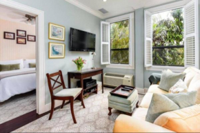 REGENCY APARTMENT Palm Beach